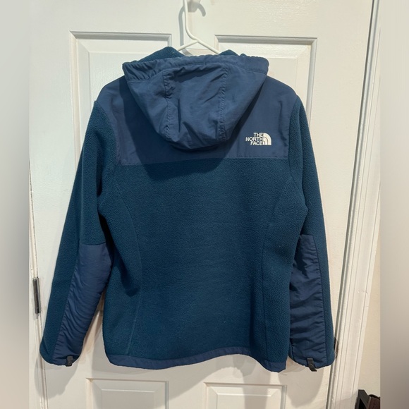 The north face hooded fleece coat - Picture 3 of 4